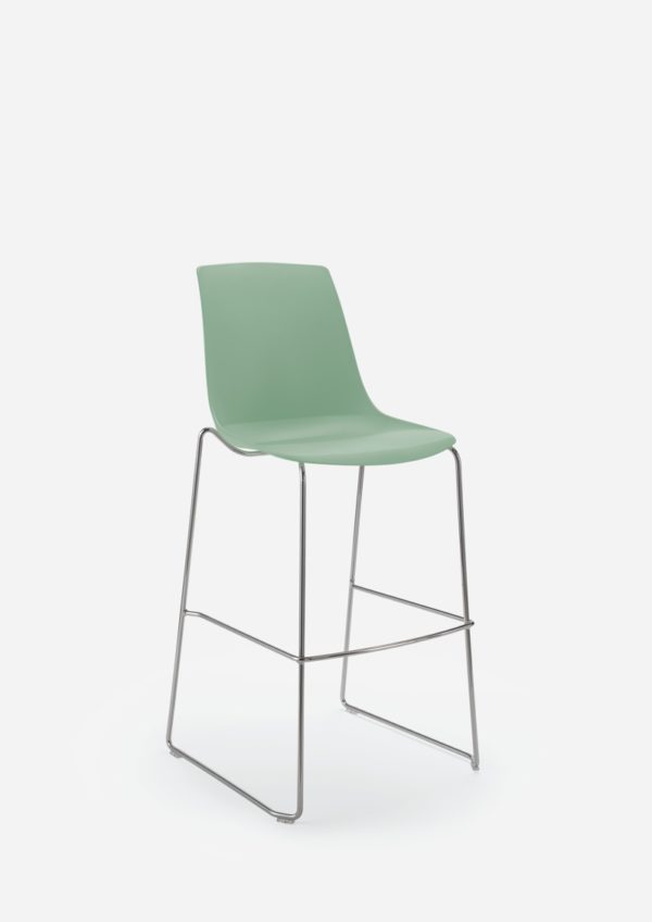 sgabello-impilabile-plastica-verde-1